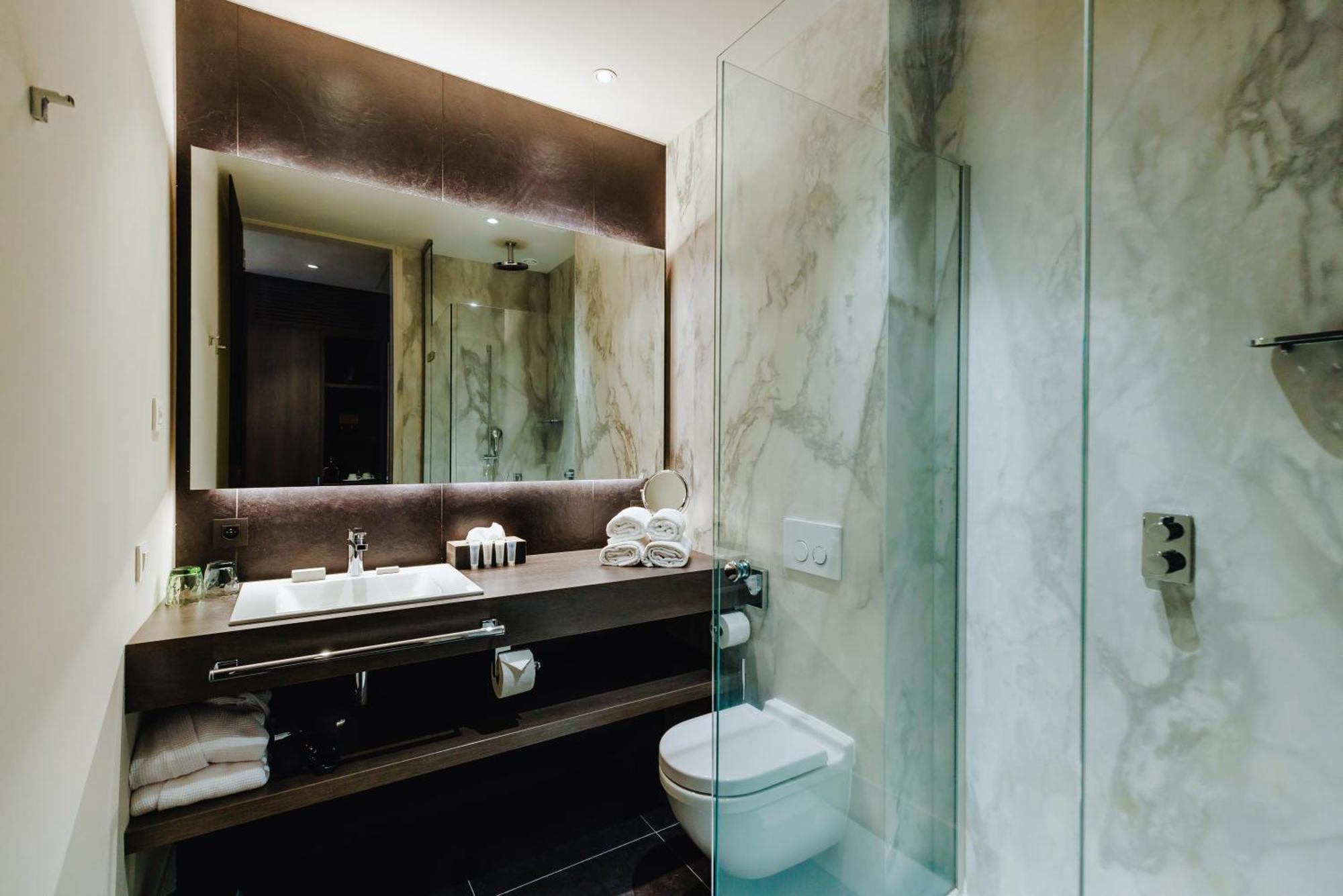 Terhills Hotel Maasmechelen Extérieur photo