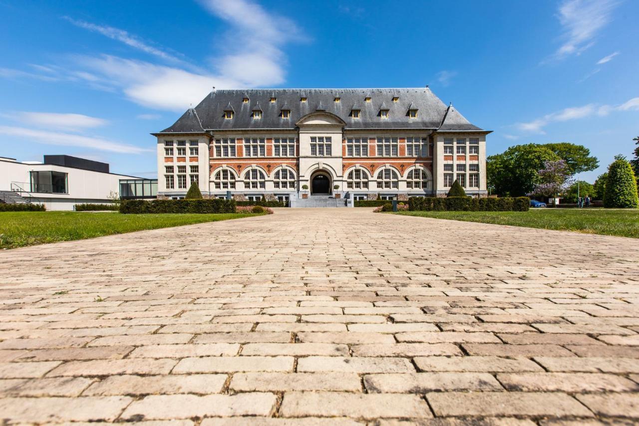 Terhills Hotel Maasmechelen Extérieur photo